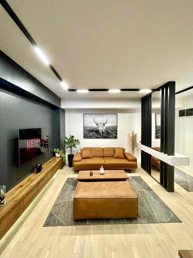 Sunlight Luxe Apartment Skopje Bagian luar foto