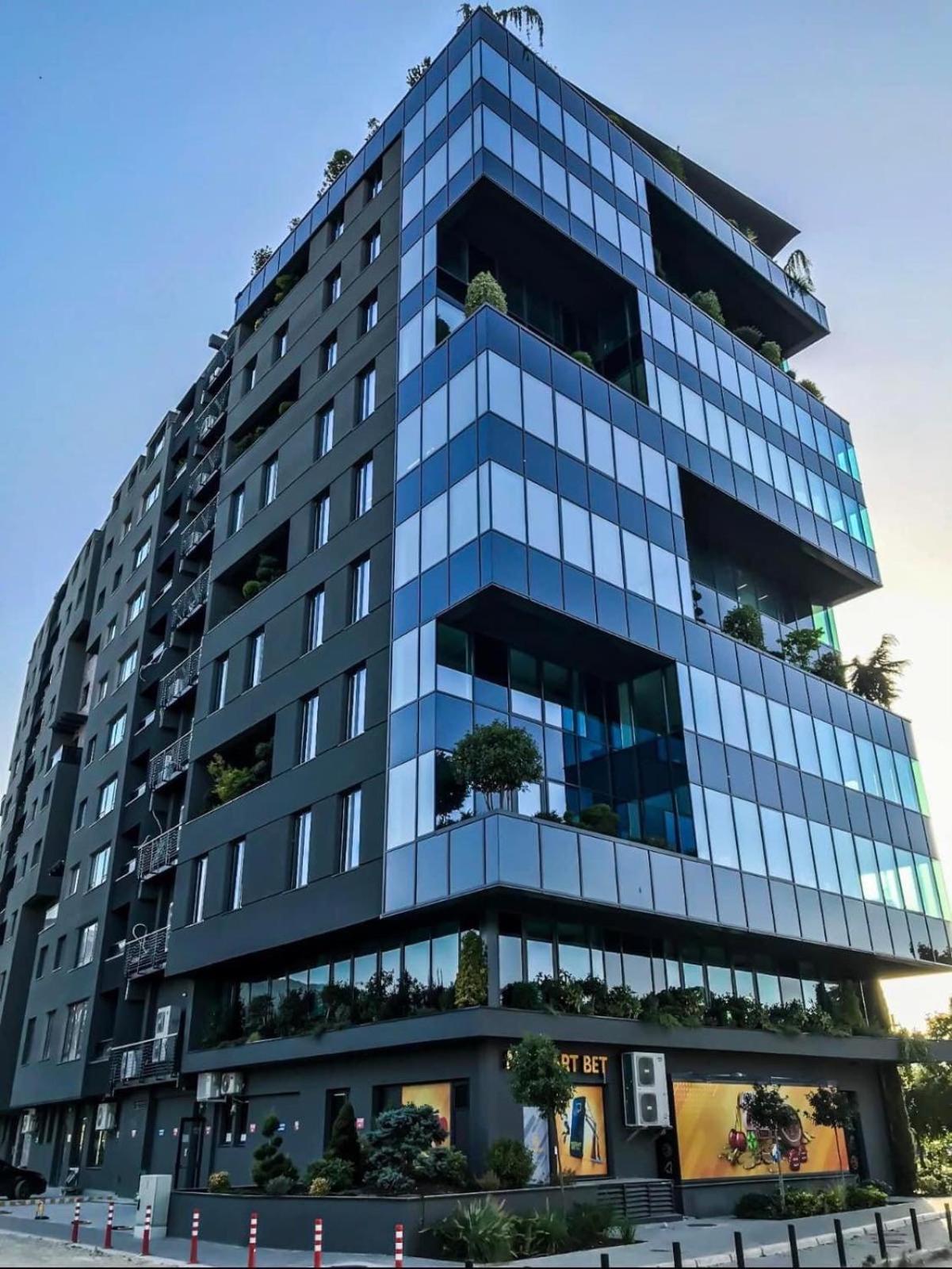 Sunlight Luxe Apartment Skopje Bagian luar foto